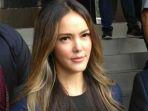 reaksi-artis-cathy-sharon-tahu-fotonya-ada-di-katalog-prostitusi-online.jpg