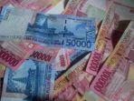 rupiah-berceceran.jpg