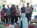 satgas-pangan-tanjabtim-pantau-pasar_20180517_132635.jpg