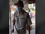 satpol-pp-meminta-tukang-tambal-ban-untuk-melayani-secara-online.jpg
