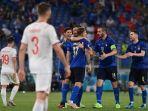 skuad-italia-merayakan-selebrasi-kala-bertanding-melawan-swiss.jpg