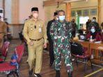 syarif-fasha-dan-danrem-042gapu-brigjen-tni-m-zulkifli.jpg
