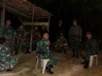 tentara-berjaga-jaga-di-desa-rangkiling_20180901_081147.jpg