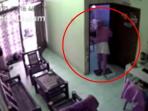 terekam-cctv_20160204_212910.jpg