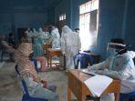 tes-swab-warga-desa-pungut-kabupaten-kerinci-hasilnya-32-warga-positif-covid-19.jpg