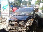 toyota-yaris-tabrak-siswa-dan-rumah-warga-di-legok.jpg