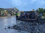 truk-angkutan-batu-bara-kecelakaan-di-pemayung-2g.jpg