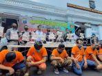 uang-palsu-senilai-rp-10-miliar.jpg