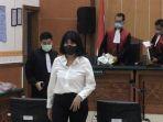 vanessa-angel-seusai-hakim-menunda-sidang.jpg