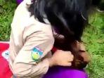 video-dua-siswi-berkelahi-di-bungo-viral-di-media-sosial.jpg