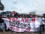 warga-boyolali-yang-berunjuk-rasa_20181104_125713.jpg
