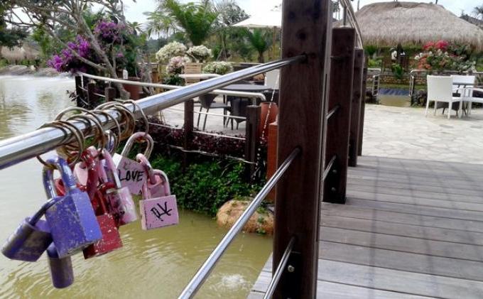 Disediakan Pulau dan Gembok Cinta di Resto Ini - kito5.jpg