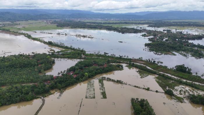 17112025 kondisi banjir di cilacap bagian barat
