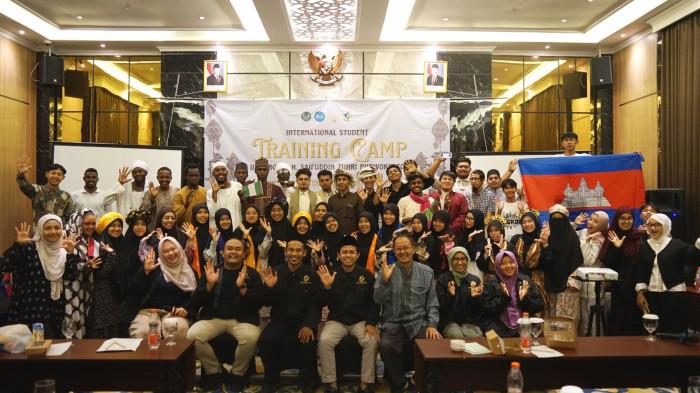 UIN Saizu Perkuat Pembinaan Mahasiswa Internasional Melalui Training Camp 2025