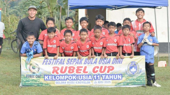 JUARA - Sekolah Sepakbola Indonesia Muda (SSB IM) Purworejo juara satu kompetisi usia dini kelompok umur 11 tahun Rubel Cup 2025, Minggu (15/6/2025)