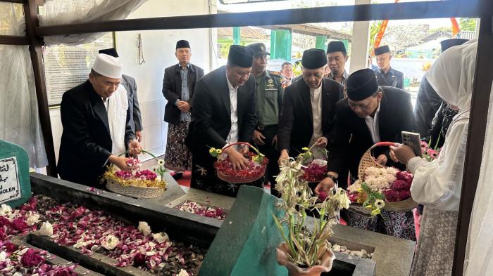 Wabup Amir Husein Tutup Rangkaian Ziarah Hari Jadi Ke-200 Wonosobo