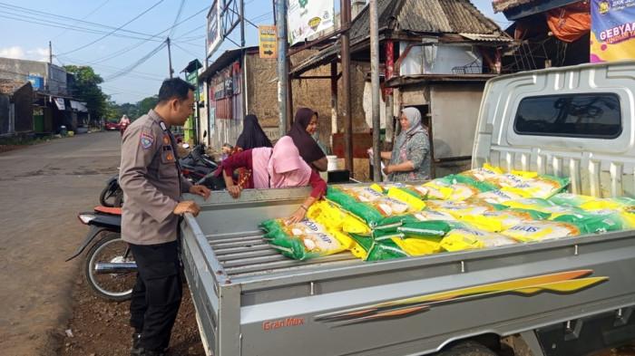 Gerakan Pangan Murah, Polres Jepara Salurkan Puluhan Ton Beras SPHP ke Masyarakat