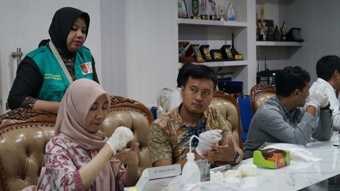 MBG - Dinas Ketahanan Pangan (Dishanpan) Kota Semarang memanggil belasan petugas Satuan Pelayanan Pemenuhan Gizi (SPPG) dari program Makan Bergizi Gratis (MBG) di Kantor Dishanpan jalan Ki Mangunsarkoro, Selasa (30/9/2025).