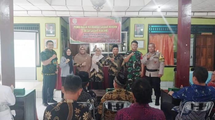 Kanwil Kemenkum Jateng Gelar Pembinaan Keluarga Sadar Hukum di Kendal