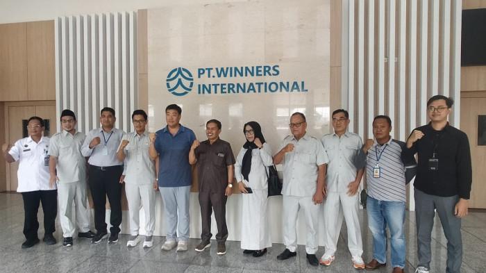 Komisi ll DPRD Kab Tegal Kunlap ke PT Leea Footwear & PT Winners International Pastikan Hak Pekerja