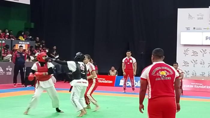 Tarung Derajat Jateng Amankan Satu Medali Emas PON Bela Diri 2025 Lewat Vinka Widyaningrum