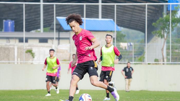 Sempat Absen, Playmaker Kendal Tornado FC Felipe Siap Dimainkan Hadapi Deltras Sidoarjo