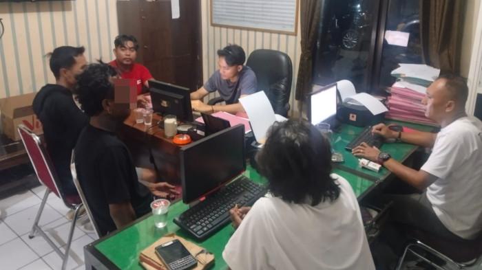 Pedagang PKL Dipukuli, Satpol PP yang Menolong Malah Jadi Korban Pengeroyokan