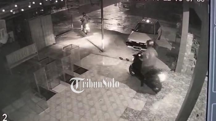Kawanan Pencuri Gasak 3 Motor dalam Semalam di Karanganyar