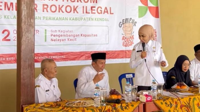 44,5 Persen Nelayan di Kendal Berstatus Perkokok Aktif, Bupati Minta Waspadai Rokok Ilegal
