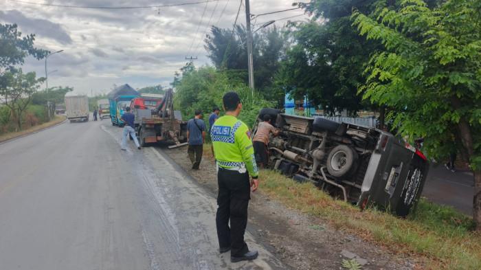 Kronologi Mobil Elf Terguling di Jalingkut Tegal, Arus Lalu Lintas Dialihkan Selama 1 Jam