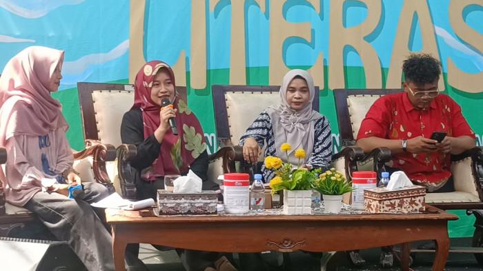 Literasi Jadi Terapi Jiwa, Pegiat Batang Ajak Masyarakat Temukan Ketenangan lewat Buku