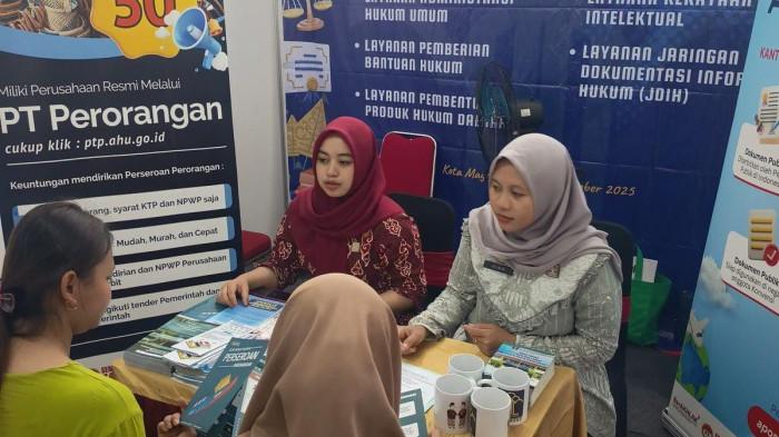 Kemenkum Jateng Berikan Layanan Kekayaan Intelektual di Magelang Batik Festival 2025