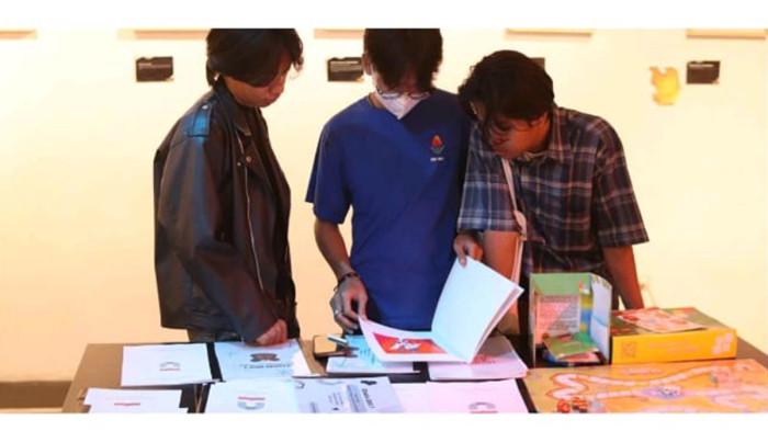 AURORA 2025: ELEMENTAL Jadi Wadah Kreativitas Mahasiswa DKV Telkom University Purwokerto