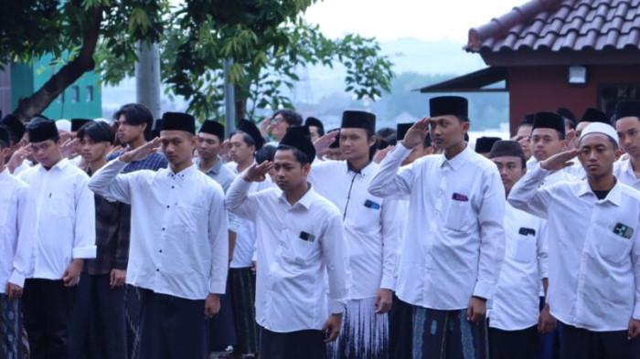 1.400 Santri Ma’had Al Jami’ah UIN Walisongo Peringati Hari Santri 2025: Refleksi Cinta Tanah Air