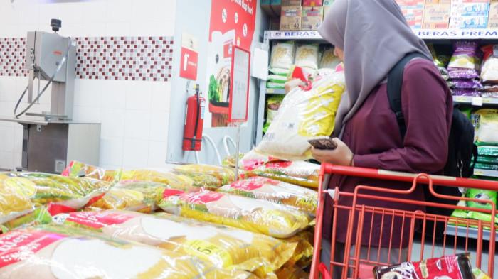 Harga Beras Premium di Semarang Naik, Dishanpan Waspadai Lonjakan di Musim Hujan