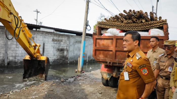 Ahmad Luthfi Tinjau Proyek Sodetan Sungai Sayung Atasi Banjir di Depan Pabrik Polytron