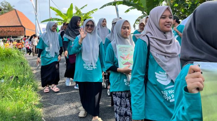 Ratusan Santri di Salatiga Rayakan Hari Santri dengan Jalan Sehat Kebhinekaan Lintas Agama