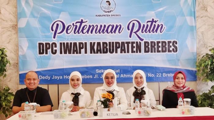 IWAPI Brebes Gandeng Dosen Universitas Harkat Negeri Bahas Citra Profesional Perempuan
