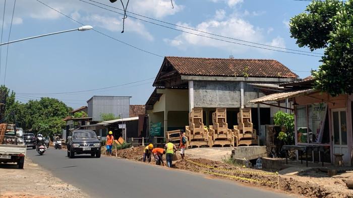 Atasi Banjir dan Genjot Ekonomi, Pemkab Jepara Bangun Tiga Titik Drainase di Jalan Taman Siswa
