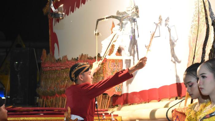 Lulut Ardianto, Mahasiswa Fakultas Hukum Unsoed, Tampil Memukau sebagai Dalang Muda Lakon Bimo Ngaji