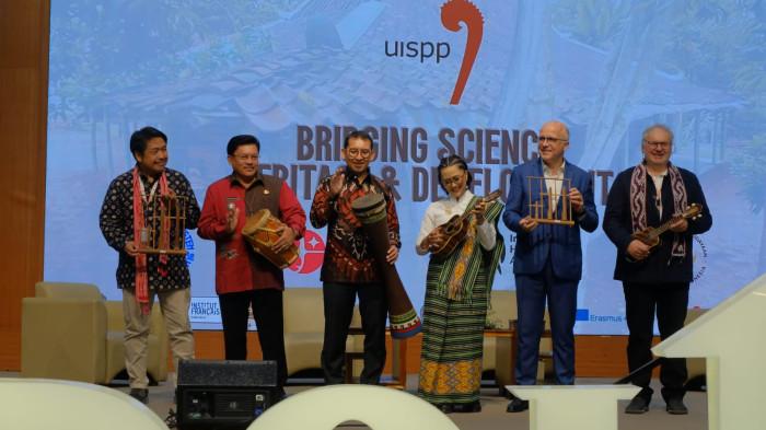 Fadli Zon Buka UISPP di UKSW: Gugah Peneliti 39 Negara Jadikan Nusantara Poros Pra Sejarah Dunia