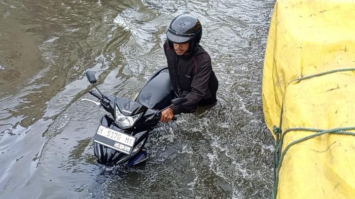 Banjir Kaligawe Semarang Tak Cukup Hanya Pompa, Biang Keroknya Dari Hulu Sampai Hilir