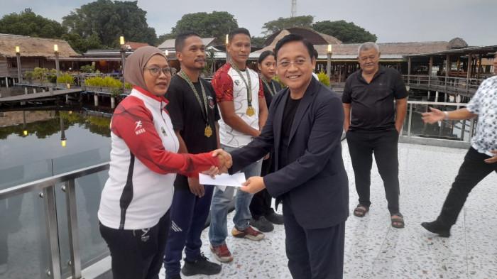 Tim Tinju Jateng Raih 3 Emas di Kejurnas, Ketua Pertina Minta Jaga Konsistensi Sampai PON