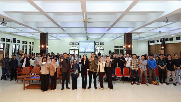 20251105_PembekalanWisuda74