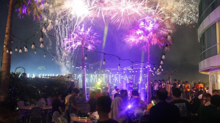 20251106_harrisnewyear2