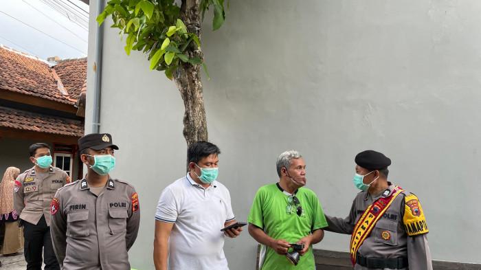 Respon Cepat! Pamapta Polres Jepara Datangi TKP Penemuan Mayat di Ujungbatu