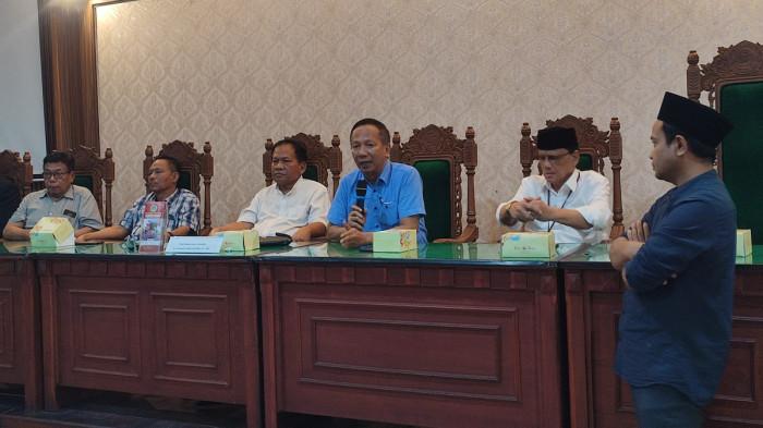 BENTUK TIM - Untag Semarang membentuk tim advokasi untuk mengawasi proses pengungkapan kasus kematian Dwinanda Linchia Levi (35) yang sedang berproses di kepolisian, Kota Semarang, Jumat (21/11/2025).