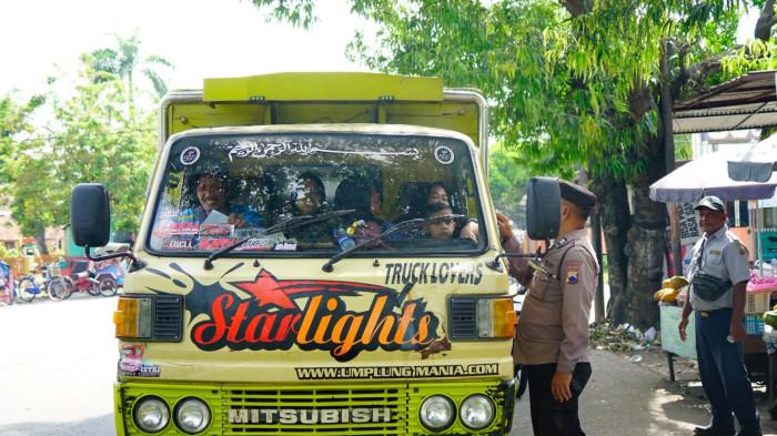 20251124_polressragen1