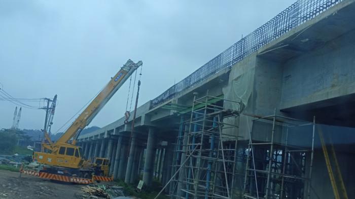 JALAN TOL - Progres pembangunan jalan tol Bawen-Jogja di wilayah Bawen Kabupaten Semarang, Rabu (31/12/2025)