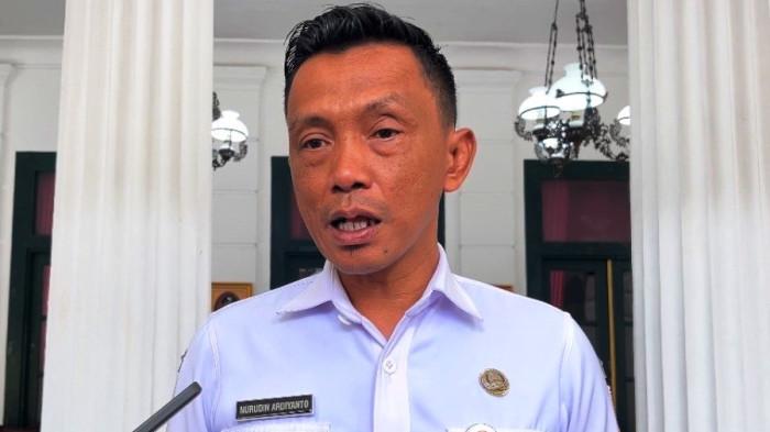 JALISU - Kepala DPUPR Kabupaten Wonosobo, Nurudin Ardiyanto. Jalan Lingkar Sumbing (Jalisu) Wonosobo sementara waktu ditutup hingga 20 Februari 2026 karena ada beberapa titik rawan longsor.